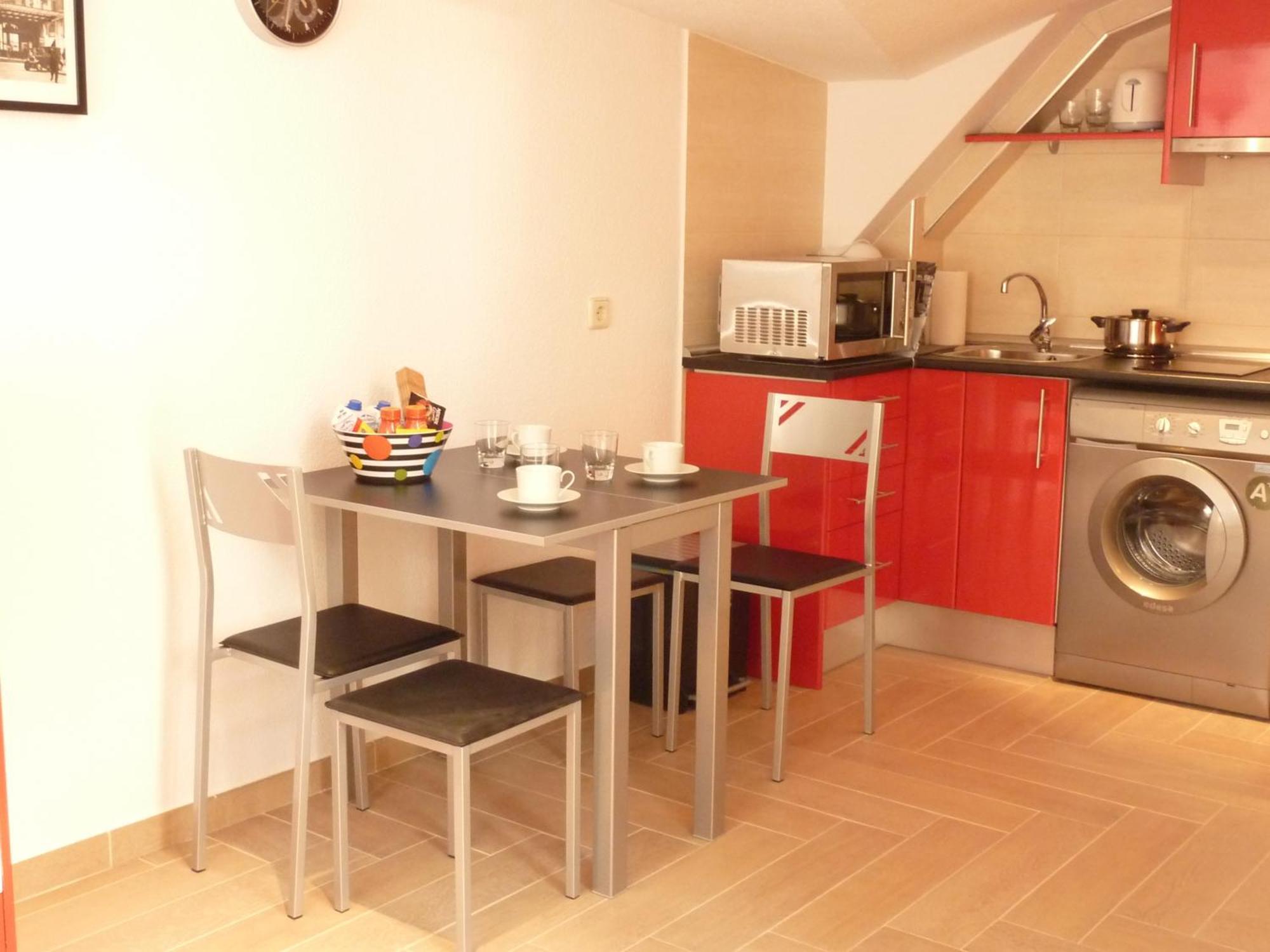 Apartamentos Madrid Centro Eksteriør billede