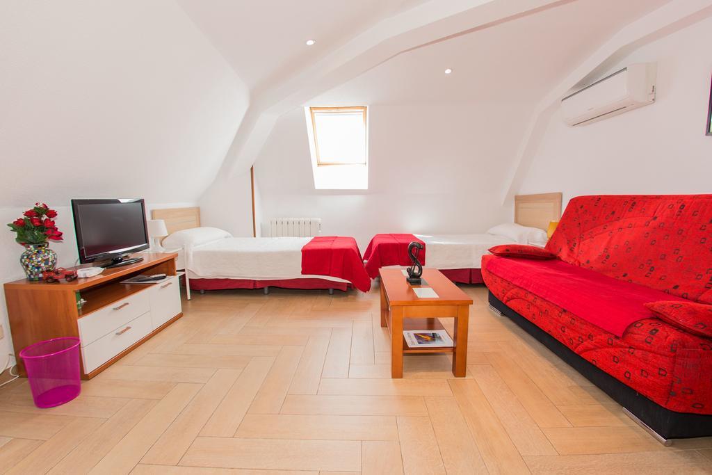 Apartamentos Madrid Centro Eksteriør billede