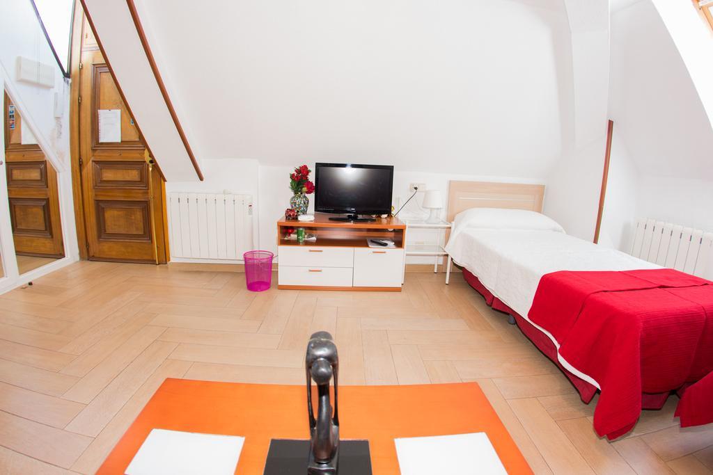 Apartamentos Madrid Centro Eksteriør billede